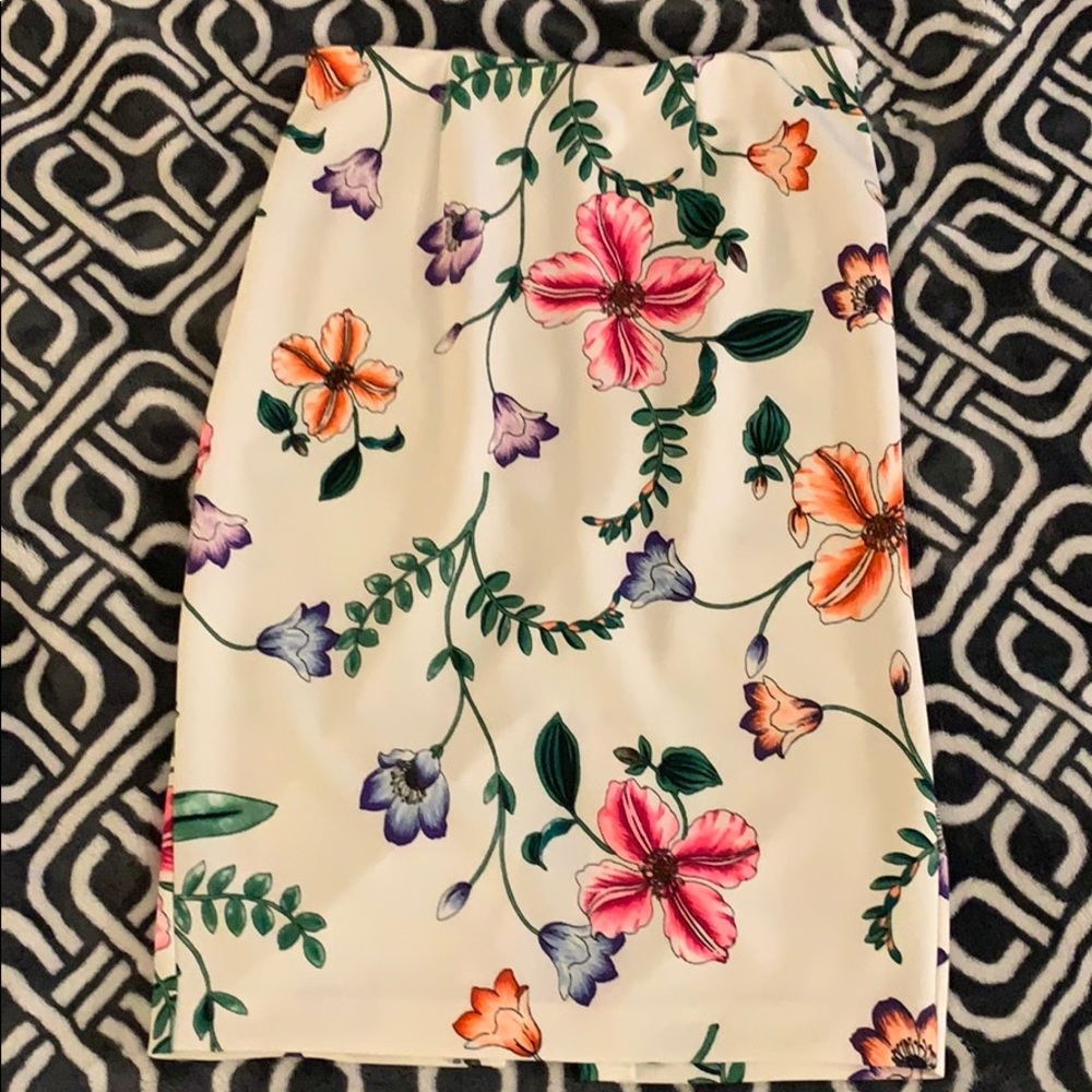 Express midi skirt